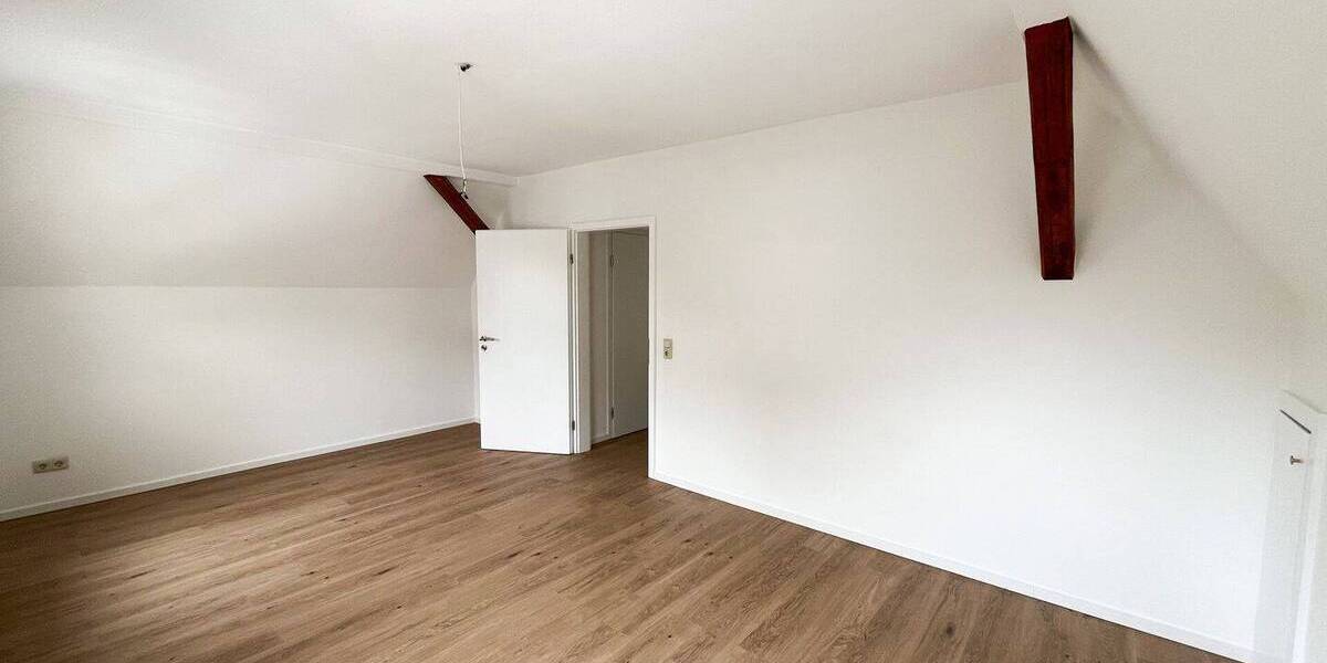 Etagenwohnung Wissen - 2 Zimmer, 91 m&sup2;, 800&euro; | Angebot:26569097