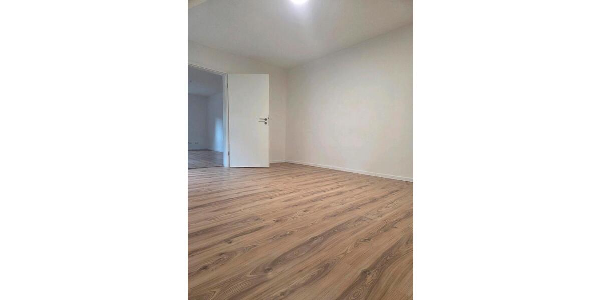 Etagenwohnung Siegen Kaan-Marienborn - 3 Zimmer, 76 m&sup2;, 660&euro; | Angebot:26613534
