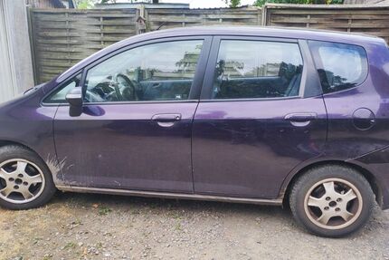 Honda Jazz 228.894 km 1.990 &euro; Waldbröl 51545