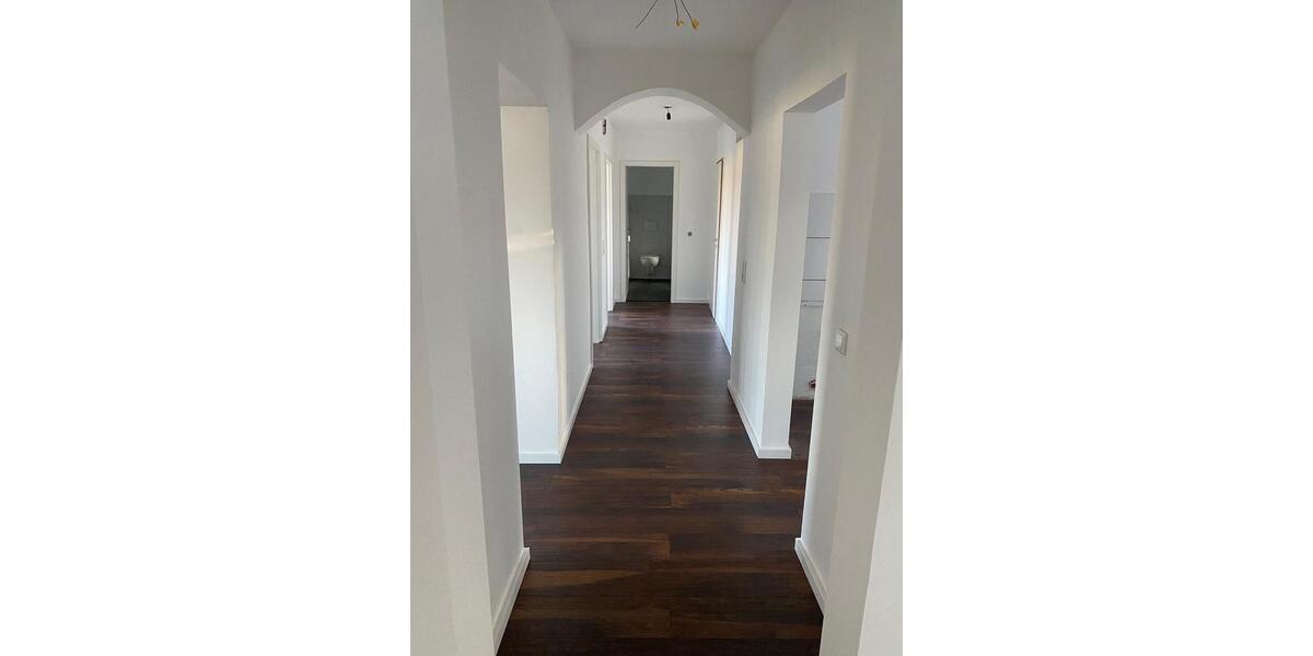 Etagenwohnung Morsbach - 4 Zimmer, 120 m&sup2;, 1.300&euro; | Angebot:25633249