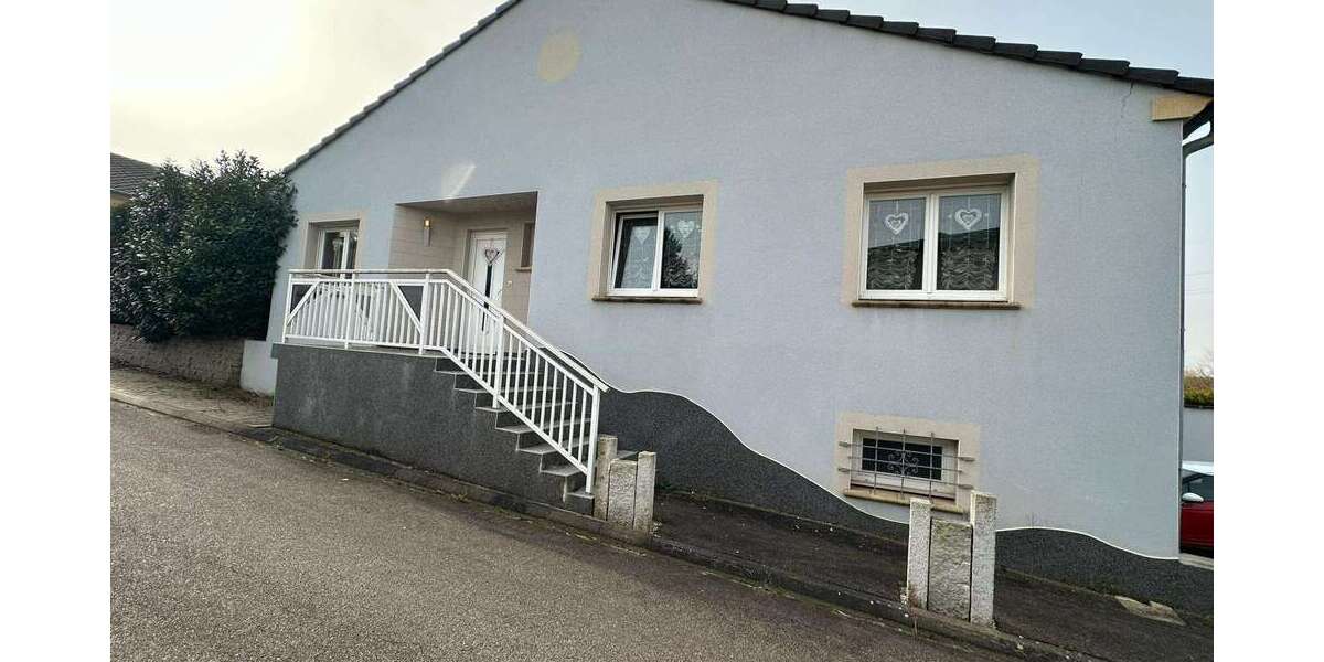 Einfamilienhaus Morsbach - 5 Zimmer, 132 m&sup2;, 227.000&euro; | Angebot:25626608