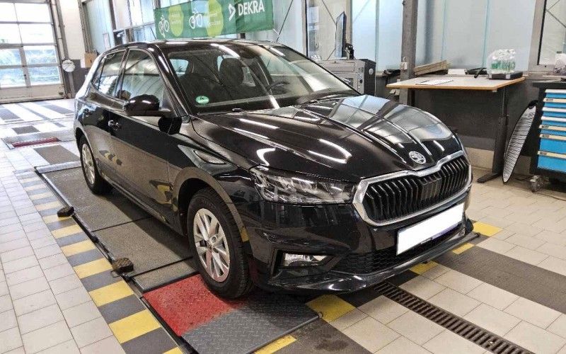 Skoda Fabia 13.630 km 16.500 &euro; SIEGEN 57074