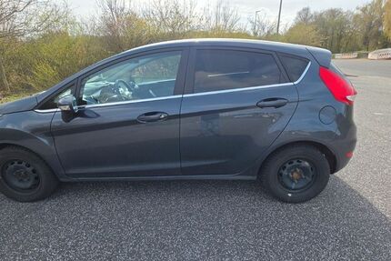Ford Fiesta 145.000 km 2.750 &euro; Bad Marienberg 56470