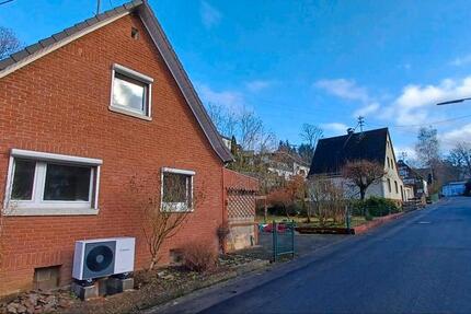 Haus Scheuerfeld - 3 Zimmer, 70 m&sup2;, 850&euro; | Angebot:25175570