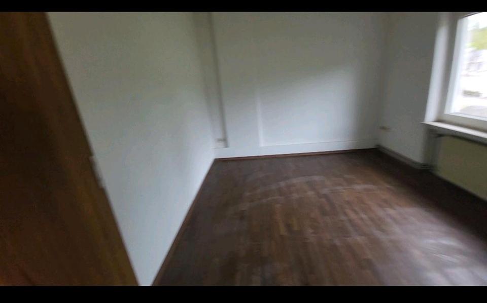 Mehrfamilienhaus, Wohnhaus Bad Laasphe - 13 Zimmer, 250 m&sup2;, 70.000&euro; | Angebot:26682934