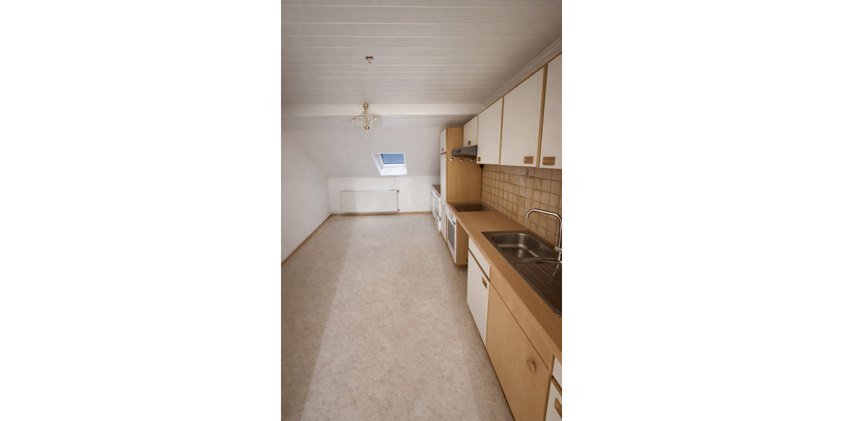 Dachgeschoßwohnung Hamm (Sieg) - 3 Zimmer, 120 m&sup2;, 700&euro; | Angebot:25349786