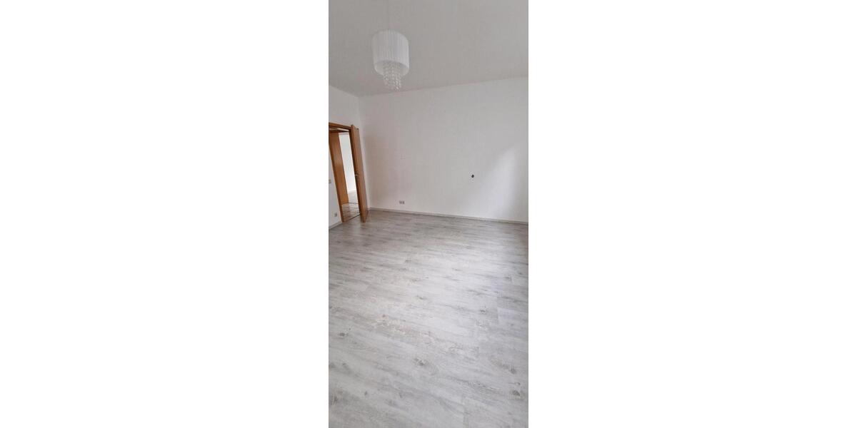 Etagenwohnung Siegen - 1 Zimmer, 72 m&sup2;, 755&euro; | Angebot:26034988