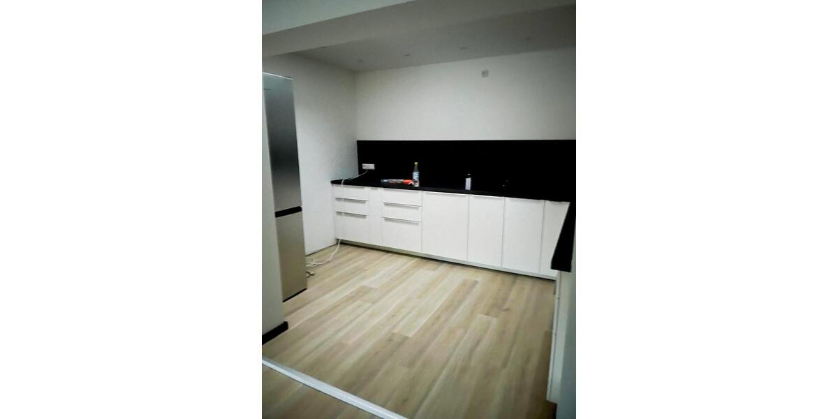 Etagenwohnung Reichshof - 4 Zimmer, 144 m&sup2;, 1.250&euro; | Angebot:25580154