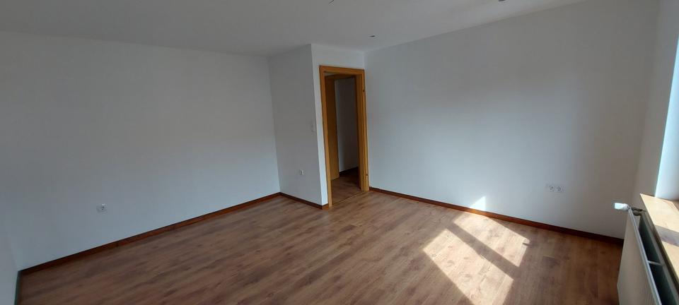 Etagenwohnung Malberg - 4 Zimmer, 89 m&sup2;, 710&euro; | Angebot:25971961