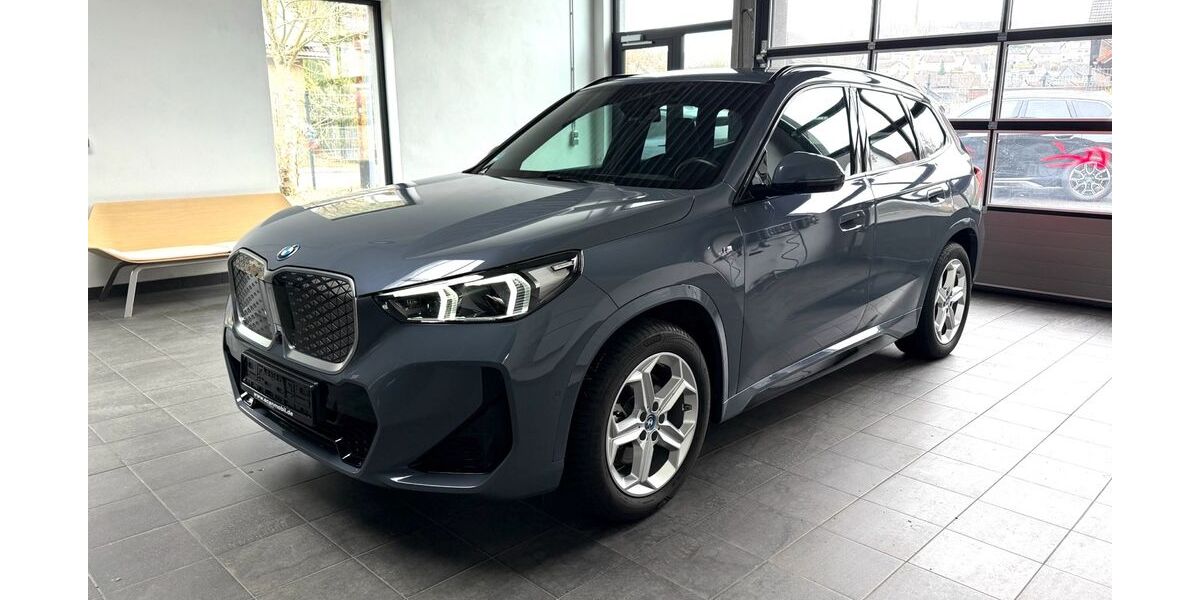 BMW iX1 43.600 km 42.950 &euro; Freudenberg 57258