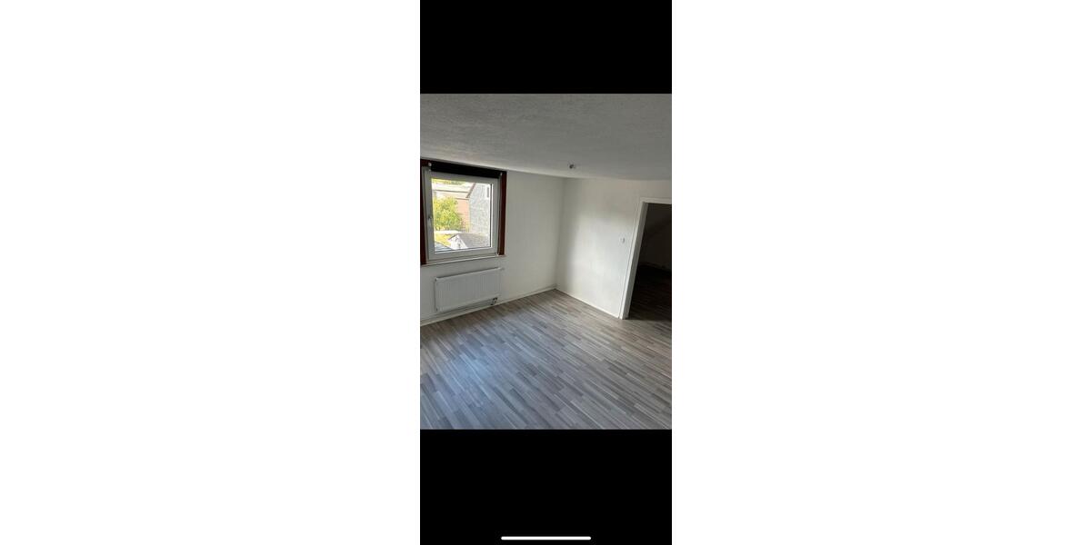 Doppelhaushälfte Daaden - 6 Zimmer, 136 m&sup2;, 144.000&euro; | Angebot:24851300