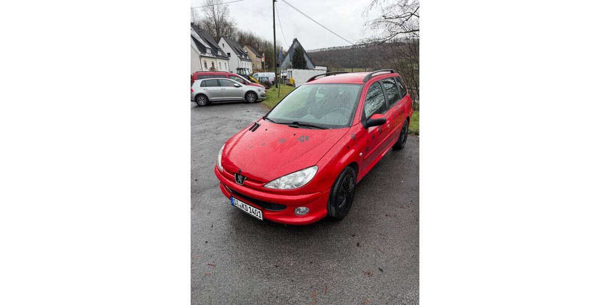 Peugeot 208 183.000 km 1.100 &euro; Siegen 57076
