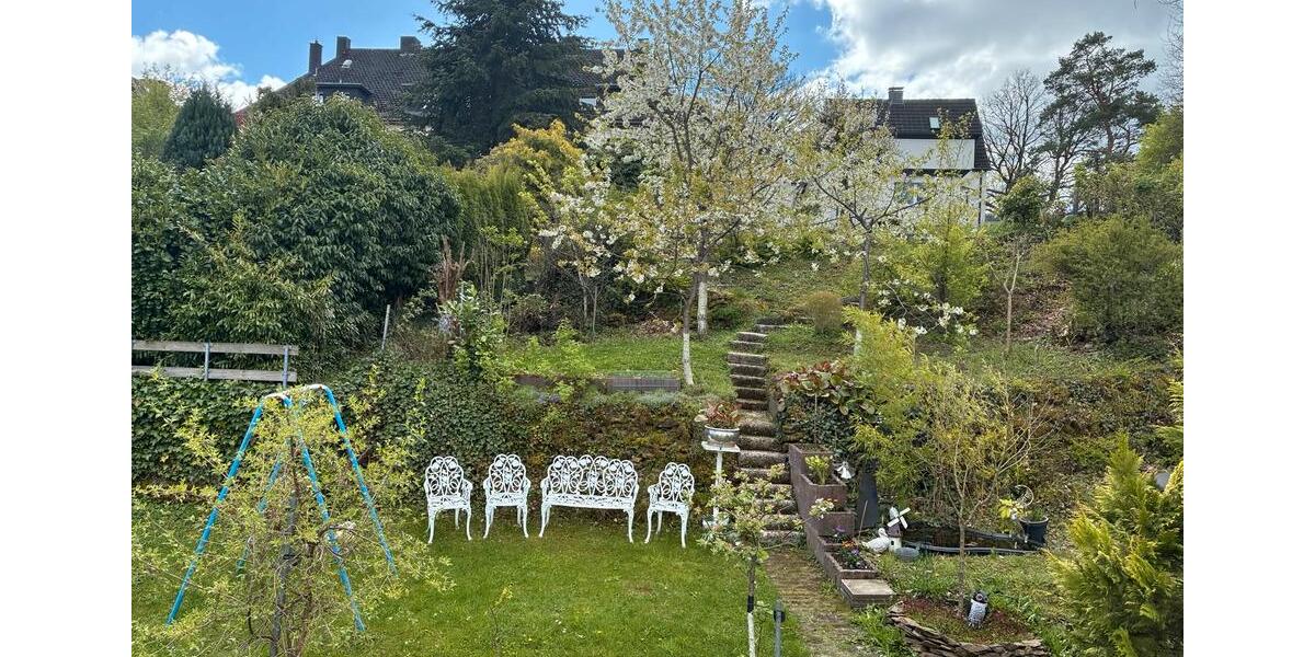 Einfamilienhaus Siegen Kaan-Marienborn - 7 Zimmer, 235 m&sup2;, 350.000&euro; | Angebot:26613907