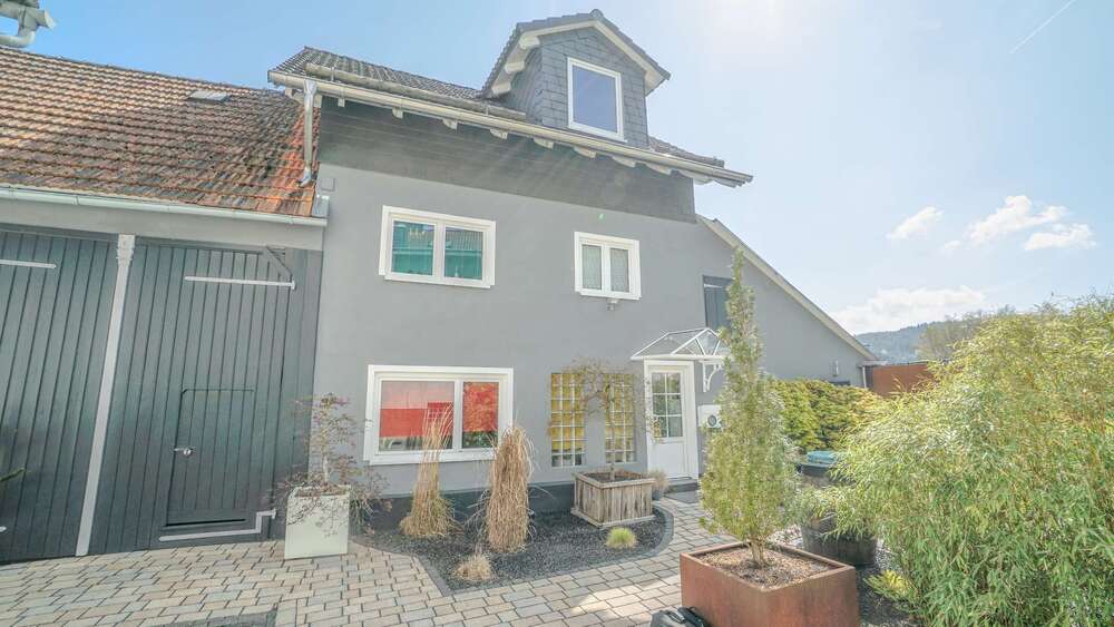 Charmantes Einfamilienhaus in Herborn OT - Einfamilienhaus Herborn-Uckersdorf Uckersdorf | Angebot:27091285