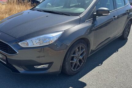 Ford Focus 253.000 km 4.699 &euro; Bad Laasphe 57334