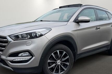 Hyundai TUCSON 98.500 km 15.990 &euro; Dillenburg 35684