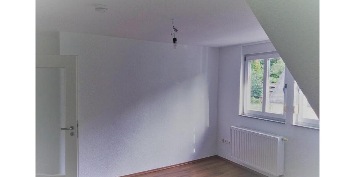 Dachgeschoßwohnung Siegen Kaan-Marienborn - 3 Zimmer, 88 m&sup2;, 940&euro; | Angebot:25714499