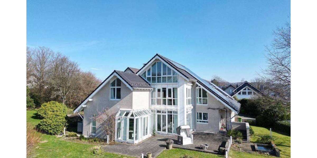 Einfamilienhaus Reichshof Eckenhagen - 1 Zimmer, 379 m&sup2;, 869.000&euro; | Angebot:25982988