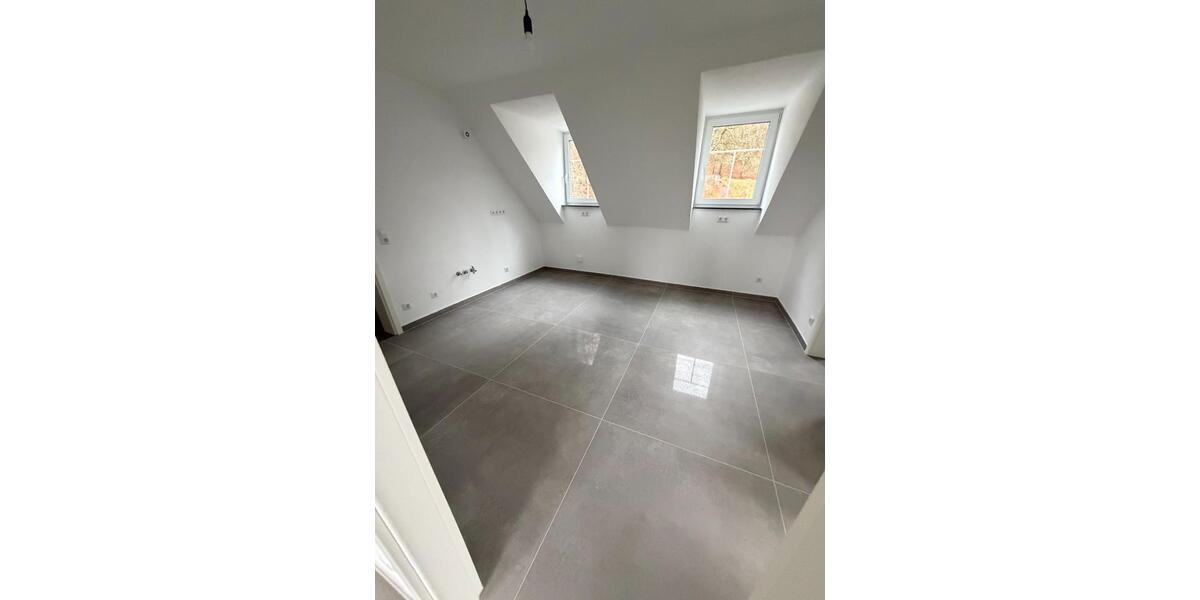 Dachgeschoßwohnung Bad Marienberg (Westerwald) - 3 Zimmer, 56 m&sup2;, 532&euro; | Angebot:25417844