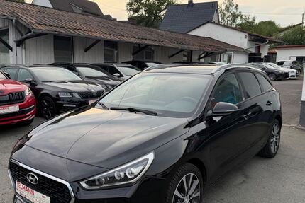 Hyundai i30 127.000 km 11.890 &euro; Neunkirchen 57290