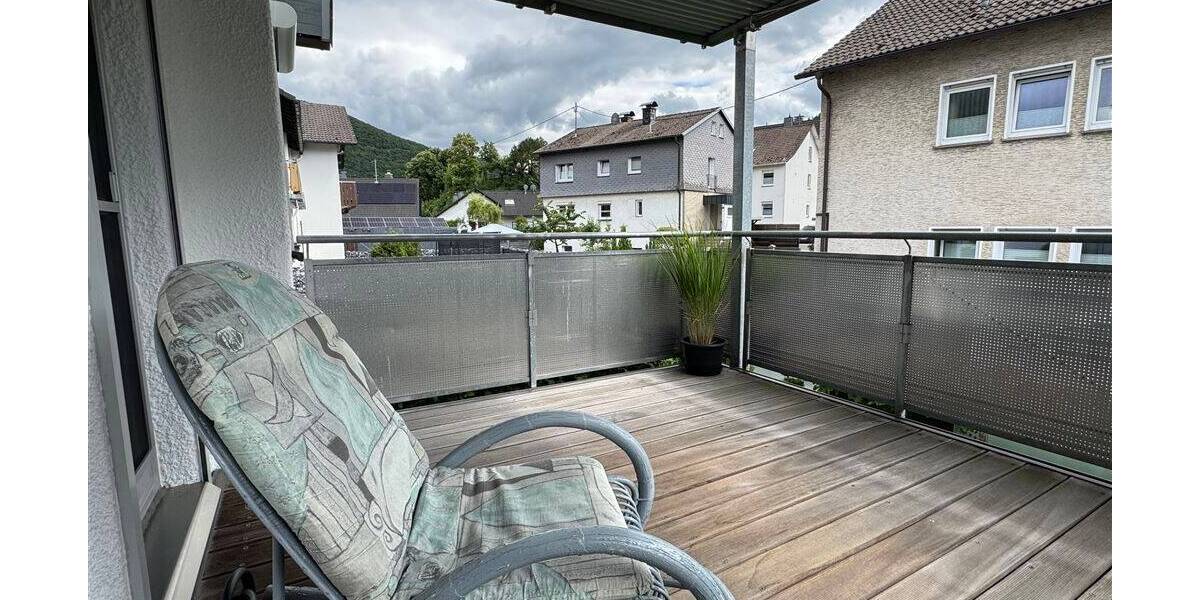 Mehrfamilienhaus, Wohnhaus Lennestadt Meggen - 9 Zimmer, 244 m&sup2;, 395.000&euro; | Angebot:25771706