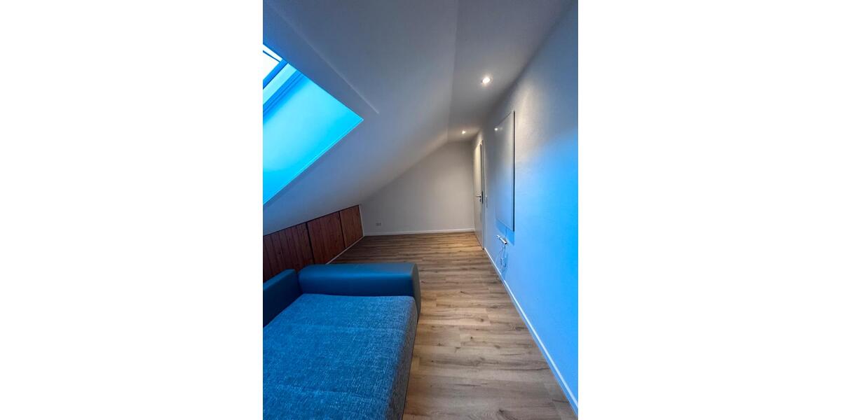 Dachgeschoßwohnung Neunkirchen - 2 Zimmer, 59 m&sup2;, 580&euro; | Angebot:26001670