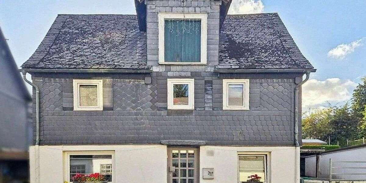 Einfamilienhaus Hilchenbach - 7 Zimmer, 124 m&sup2;, 99.000&euro; | Angebot:24602412