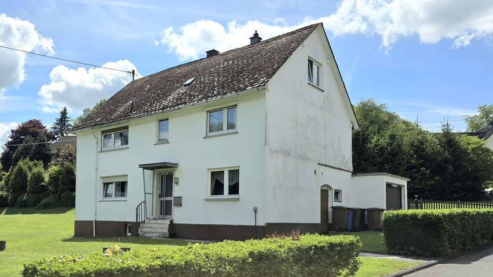 Einfamilienhaus Burbach - 5 Zimmer, 144 m&sup2;, 169.000&euro; | Angebot:26780574