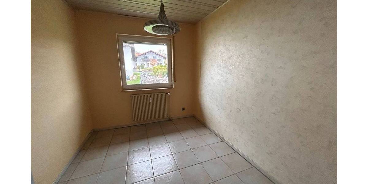 Mehrfamilienhaus, Wohnhaus Nisterau Bach - 7 Zimmer, 160 m&sup2;, 249.000&euro; | Angebot:25799353