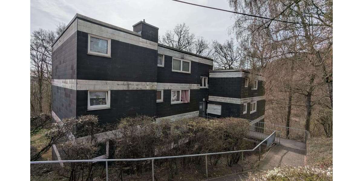 Etagenwohnung Siegen - 1 Zimmer, 31 m&sup2;, 295&euro; | Angebot:25894613