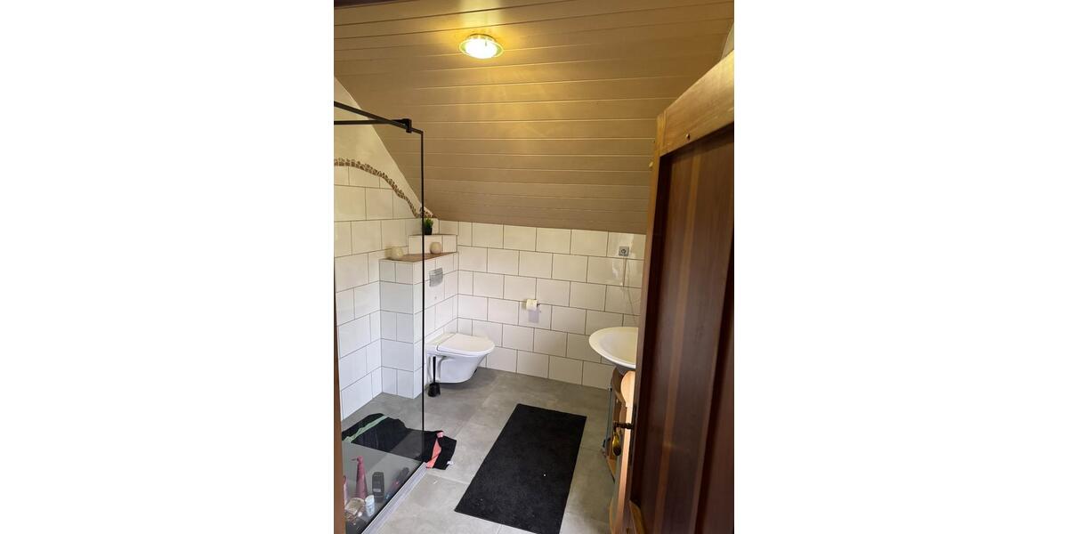 Etagenwohnung Siegen Dillnhütten - 5 Zimmer, 126 m&sup2;, 1.050&euro; | Angebot:24851516