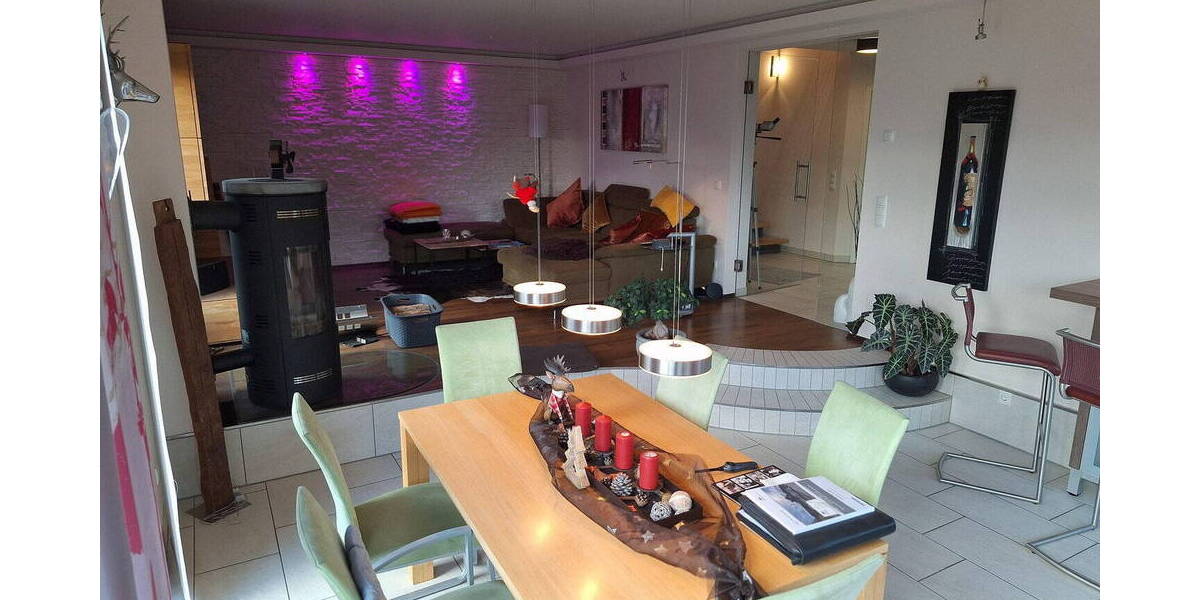 Einfamilienhaus Hilchenbach - 4 Zimmer, 140 m&sup2;, 620.000&euro; | Angebot:26641825