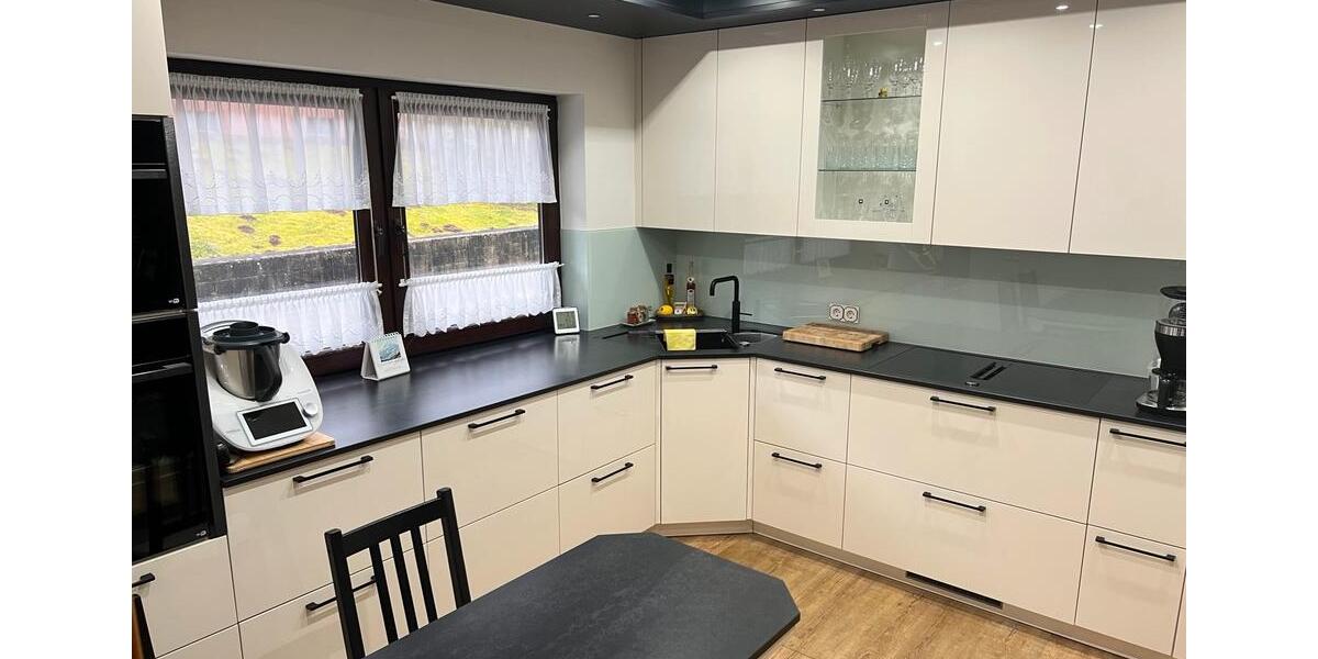 Einfamilienhaus Etzbach - 4 Zimmer, 210 m&sup2;, 420.000&euro; | Angebot:24890367