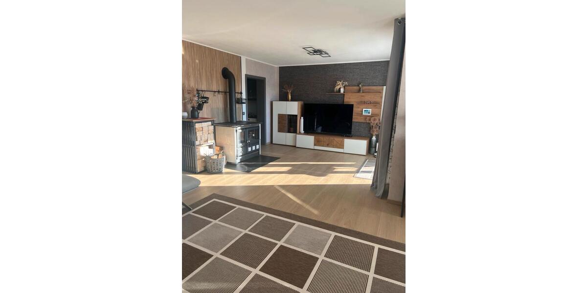 Doppelhaushälfte Hof - 6.5 Zimmer, 165 m&sup2;, 285.000&euro; | Angebot:25589333