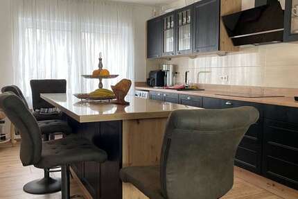 Haus Alpenrod Dehlingen - 7 Zimmer, 178 m&sup2;, 239.000&euro; | Angebot:25392833