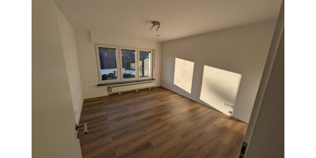 Etagenwohnung Attendorn - 2 Zimmer, 90 m&sup2;, 835&euro; | Angebot:25320210