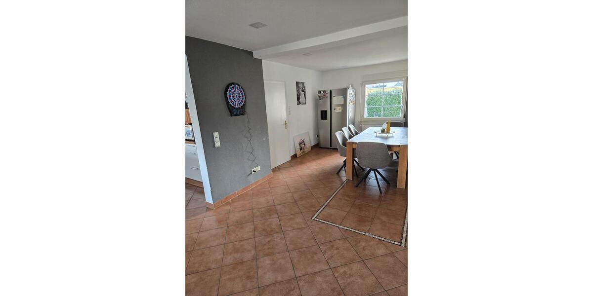 Mehrfamilienhaus, Wohnhaus Haiger - 9 Zimmer, 230 m&sup2;, 599.000&euro; | Angebot:26072521