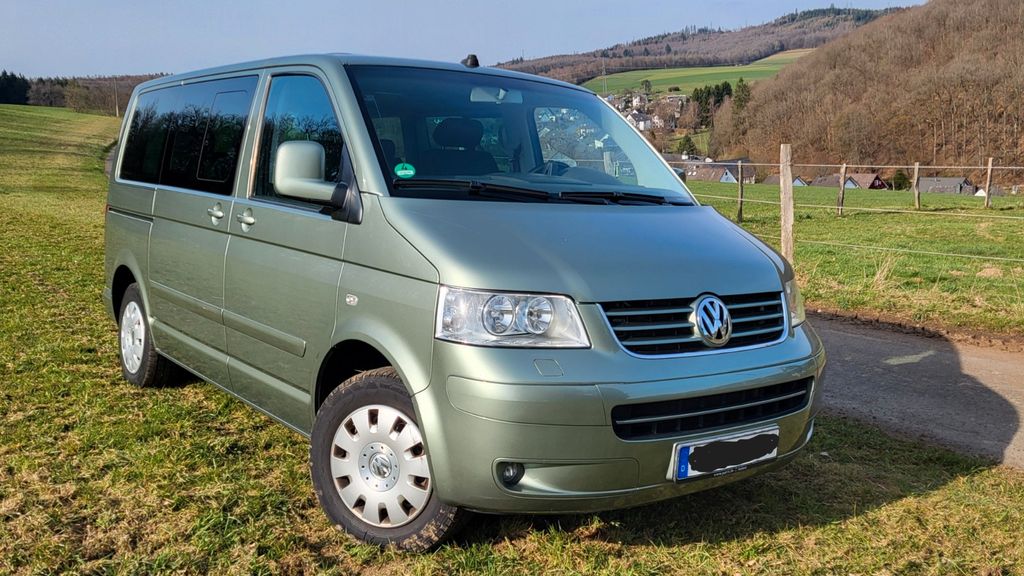 VW T5 Multivan 303.700 km 9.999 &euro; Kreuztal 57223