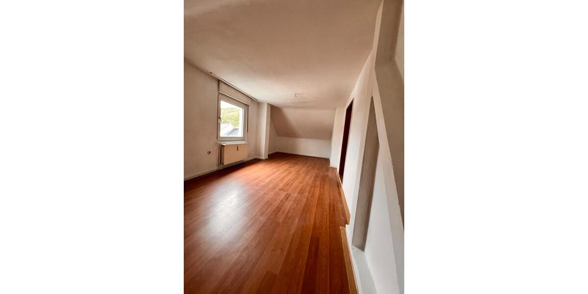 Mehrfamilienhaus, Wohnhaus Herdorf - 8 Zimmer, 230 m&sup2;, 155.000&euro; | Angebot:25419353