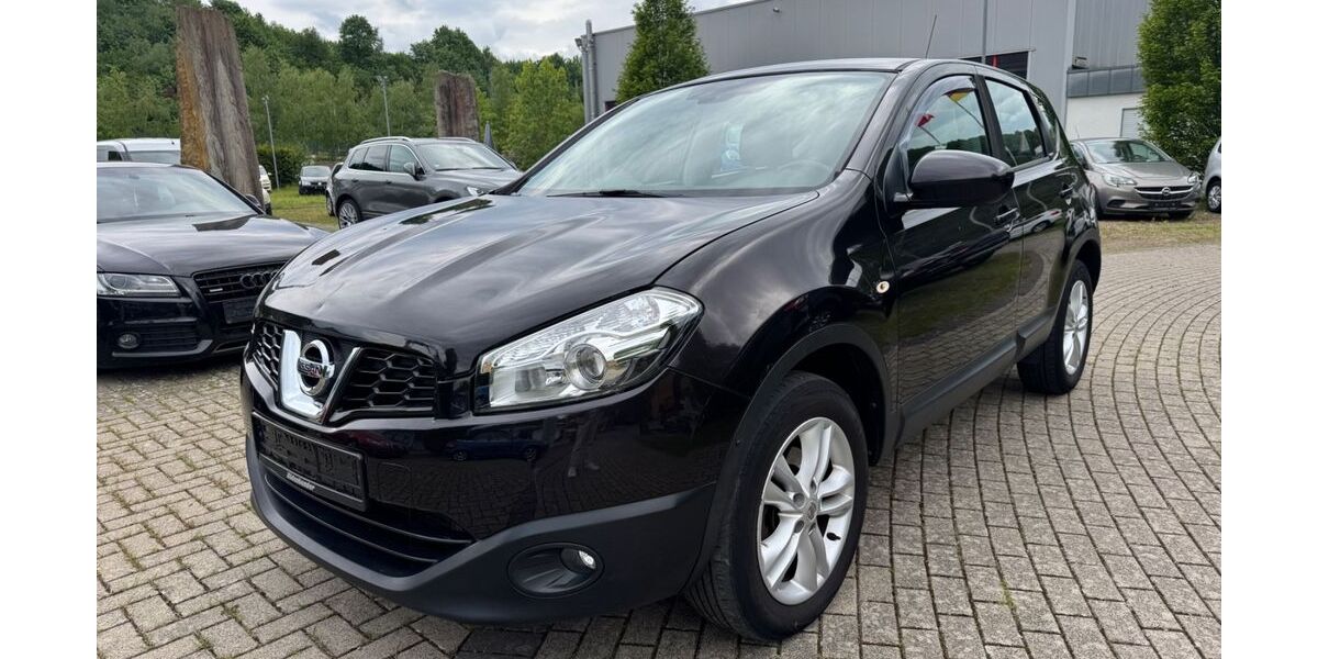 Nissan Qashqai 216.700 km 5.990 &euro; Lennestadt (Meggen)…. 57368