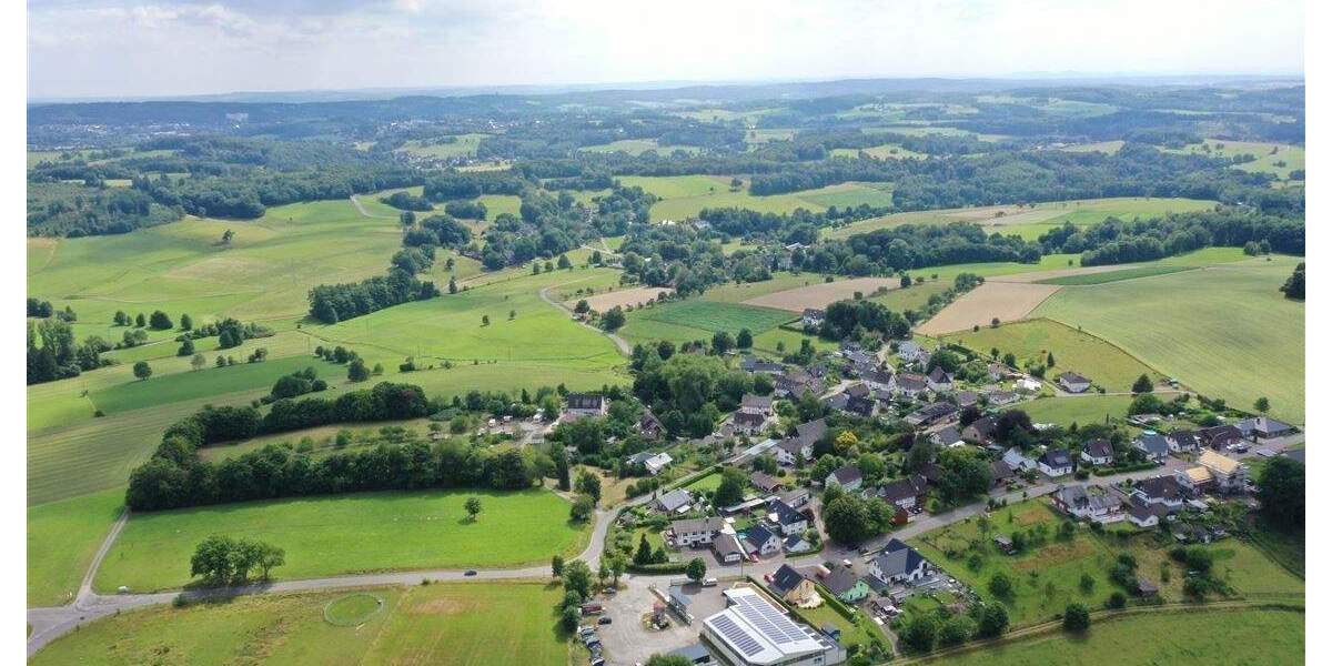 Grundstück Waldbröl Rölefeld - 140.000&euro; | Angebot:25692850