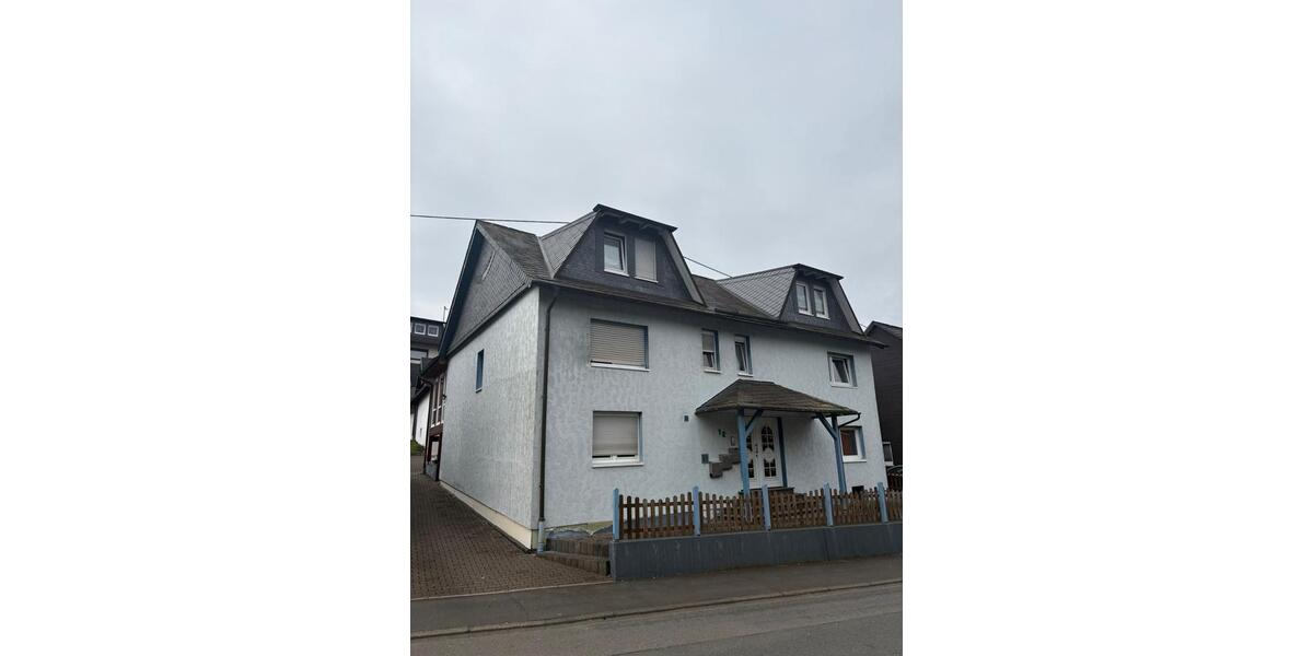 Erdgeschoßwohnung Wilnsdorf - 4 Zimmer, 96 m&sup2;, 800&euro; | Angebot:26034963