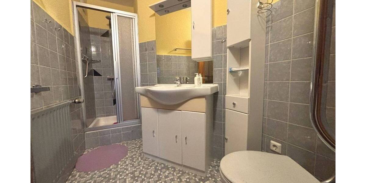 Einfamilienhaus Reichshof Eckenhagen - 7 Zimmer, 194 m&sup2;, 329.000&euro; | Angebot:25666272