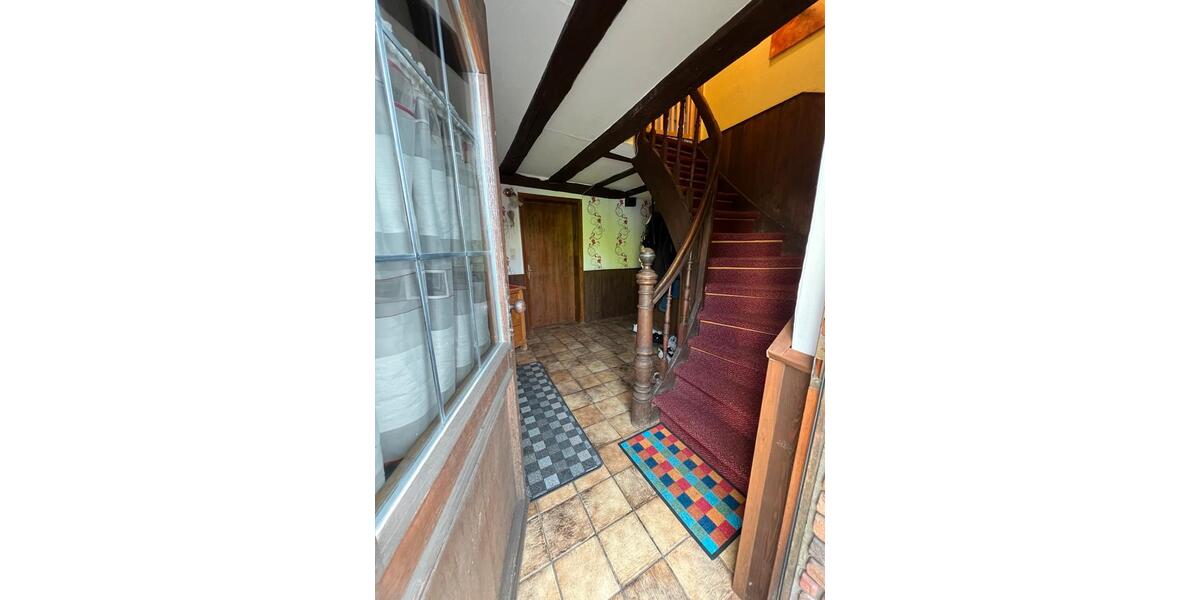 Reihenhaus Weitefeld - 7 Zimmer, 114 m&sup2;, 75.000&euro; | Angebot:26521092