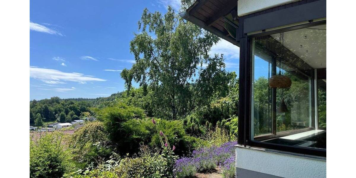 Einfamilienhaus Dillenburg - 7 Zimmer, 131 m&sup2;, 369.000&euro; | Angebot:25667771