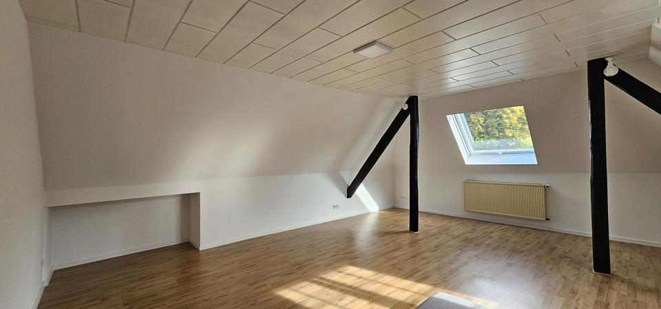 Etagenwohnung Kirchhundem - 2 Zimmer, 90 m&sup2;, 780&euro; | Angebot:22943823