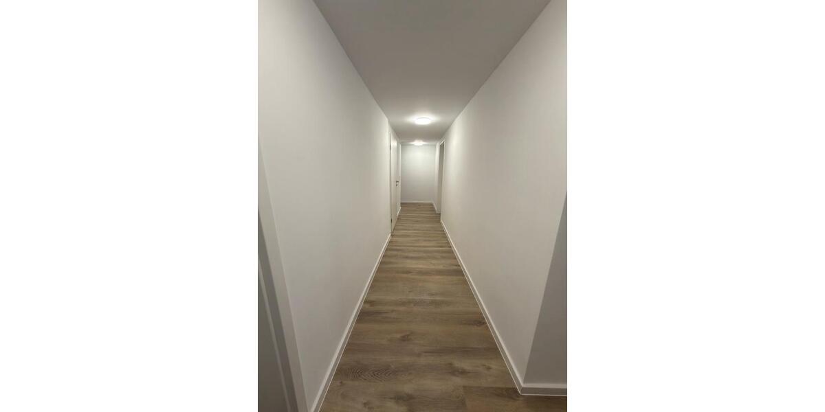 Dachgeschoßwohnung Betzdorf - 3 Zimmer, 95 m&sup2;, 700&euro; | Angebot:25999962