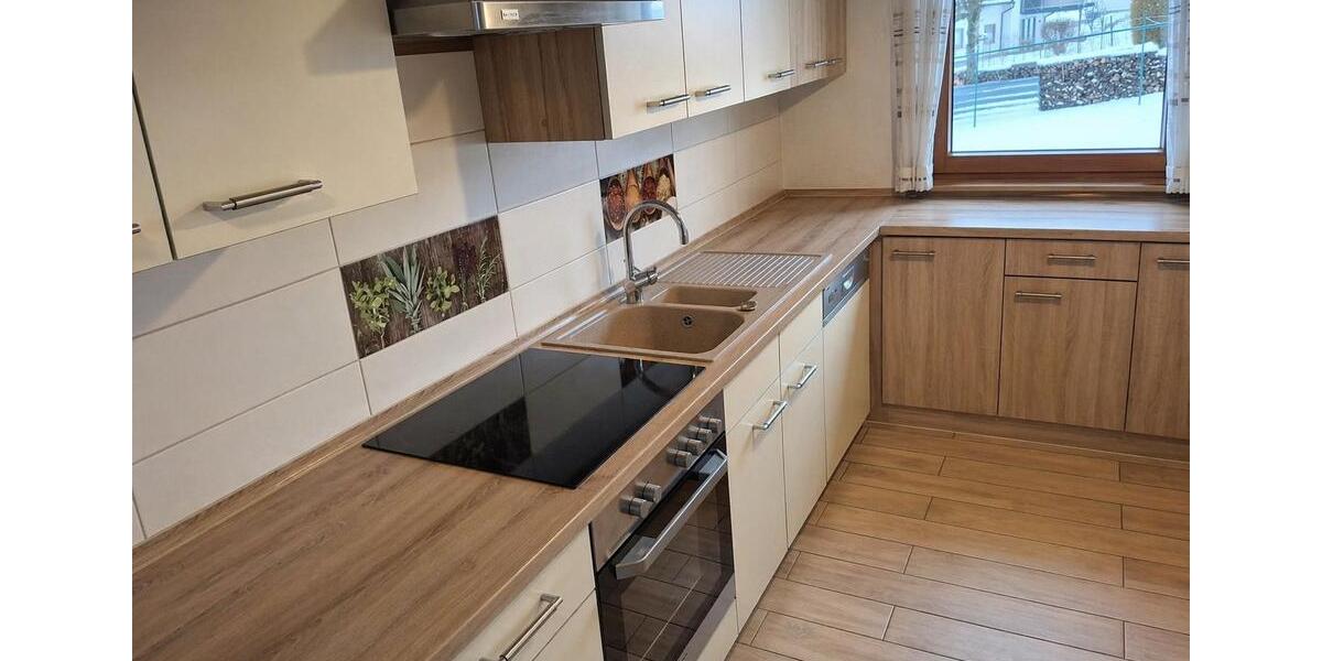 Doppelhaushälfte Netphen - 6 Zimmer, 120 m&sup2;, 310.000&euro; | Angebot:24708882