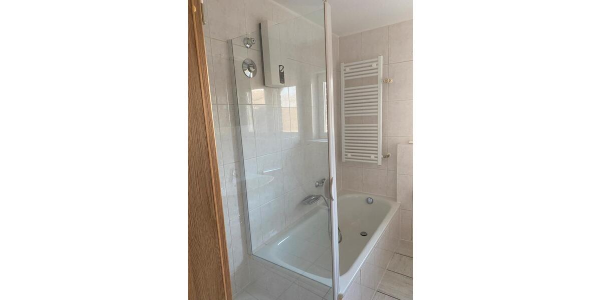 Erdgeschoßwohnung Pracht - 2 Zimmer, 62 m&sup2;, 786&euro; | Angebot:25902437