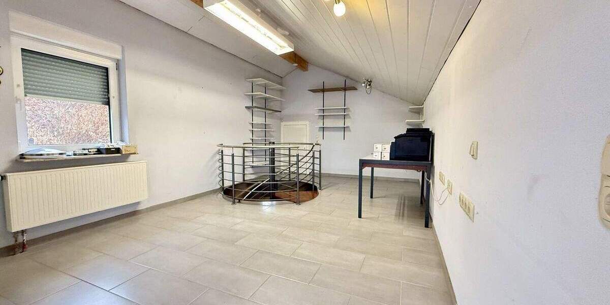 Einfamilienhaus Betzdorf - 7 Zimmer, 268 m&sup2;, 449.000&euro; | Angebot:25691928